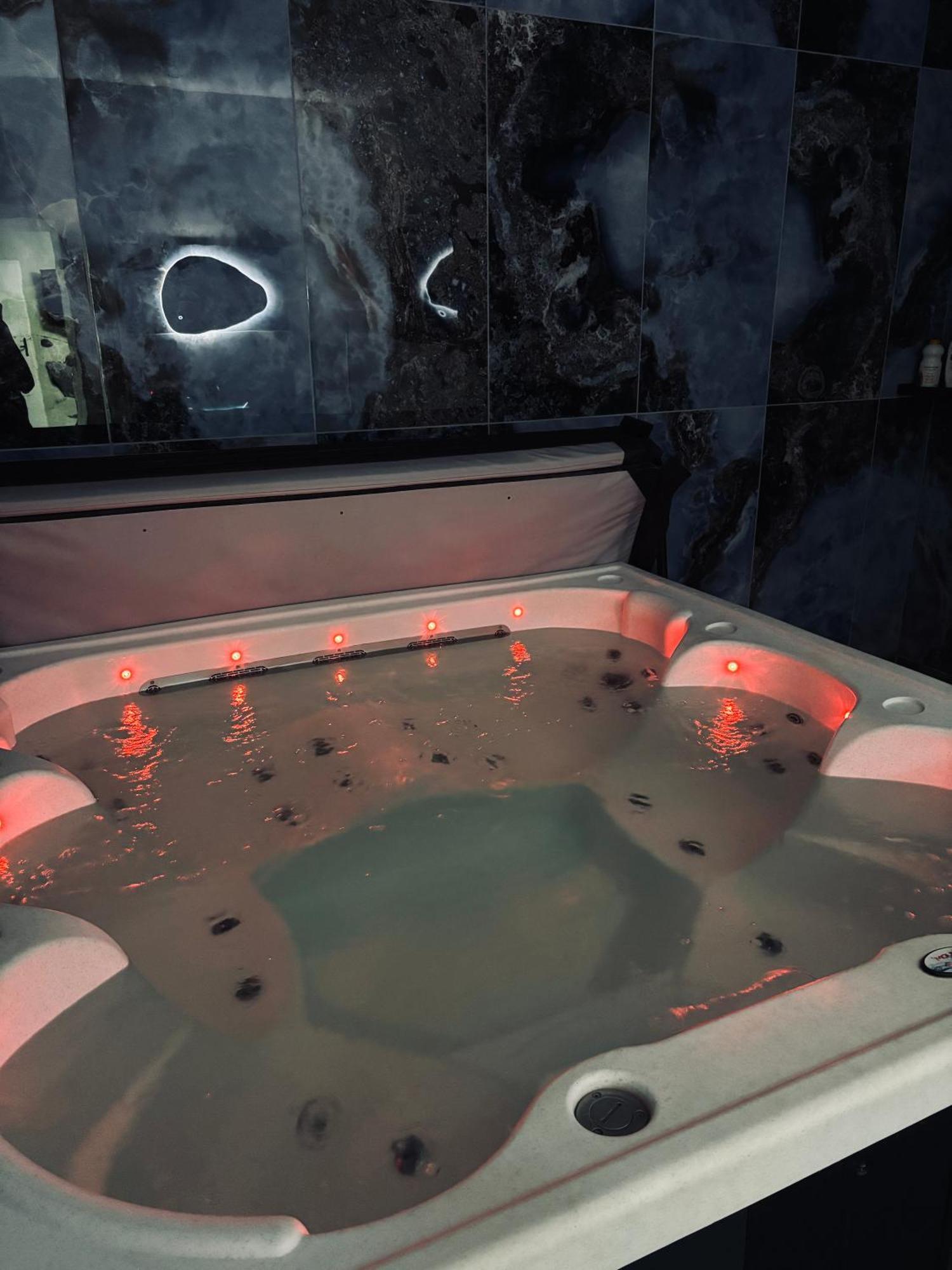 Delicate Addiction Spa Λανς Εξωτερικό φωτογραφία